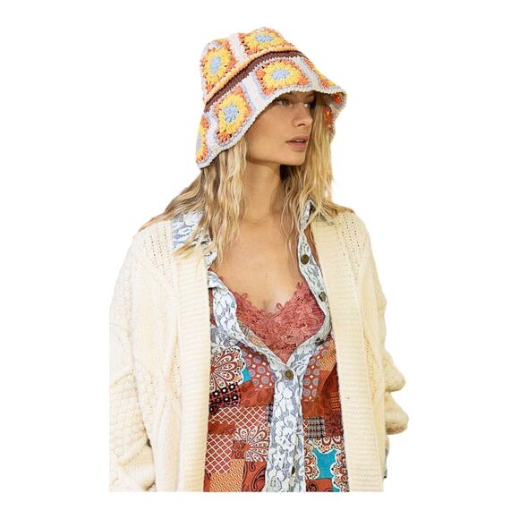 POL Crochet Granny Square Chenille Polyester Bucket Hat One Size NWOT - Picture 16 of 16